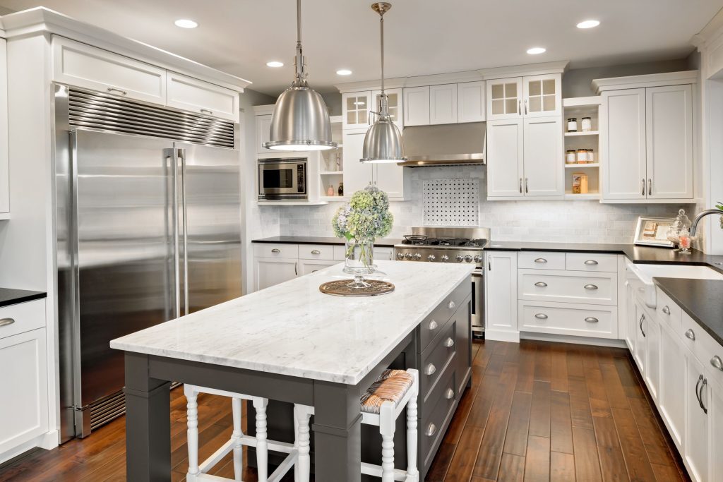 Luxury Kitchen Contrast Cookeville